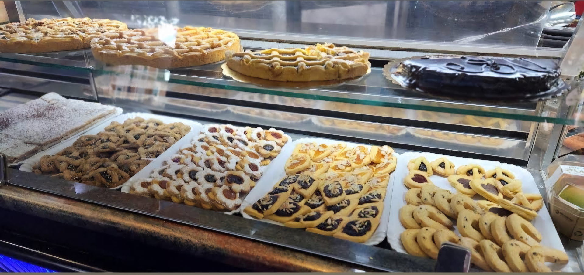 Crostate & Biscotti